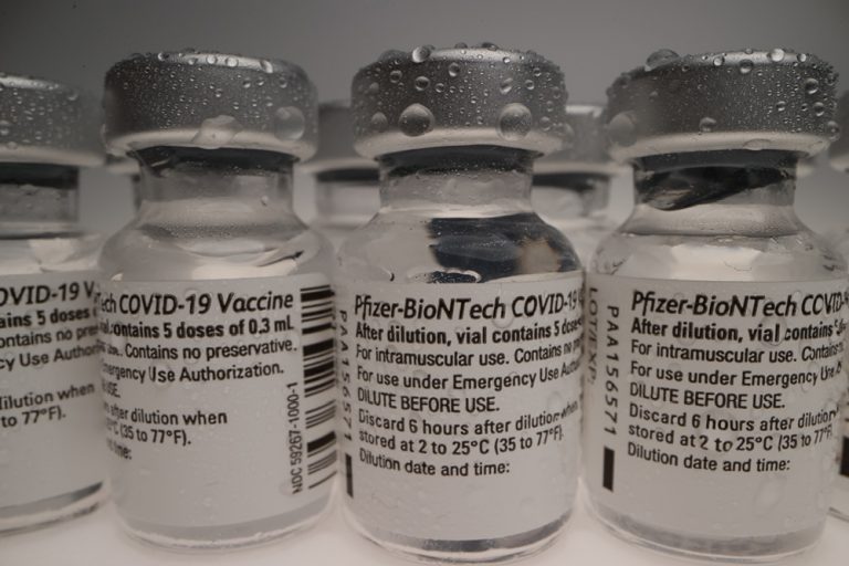 Vroege partijen Pfizer-vaccin waren ‘instabiel’