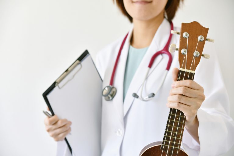 Muziek effectief als krachtige verdoving voor operatie